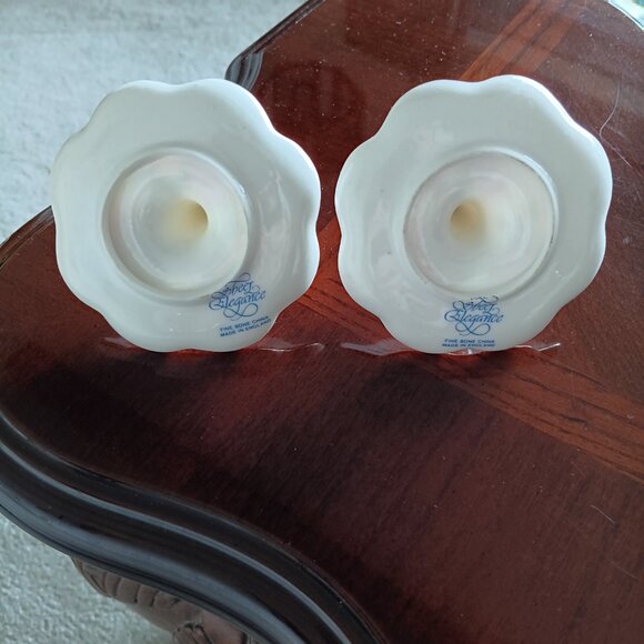 Ringholders - Picture 3 of 3